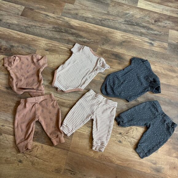 Lot of 3 Matching Baby Outfits Onesie & Pants Brown Cream Gray 3M - Picture 3 of 9
